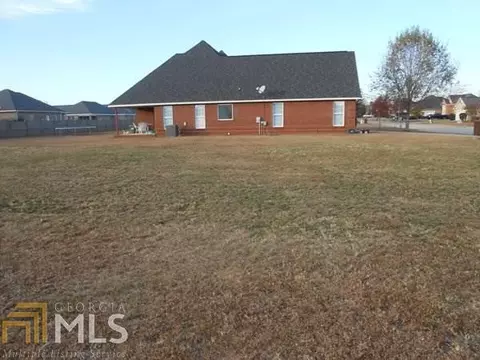 128 Caleb Way, Byron, GA 31008 photo 2