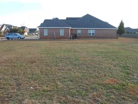 128 Caleb Way, Byron, GA 31008 photo 4
