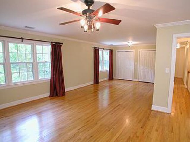 1184 Dixon Cir, Gainesville, GA 30501 photo 6