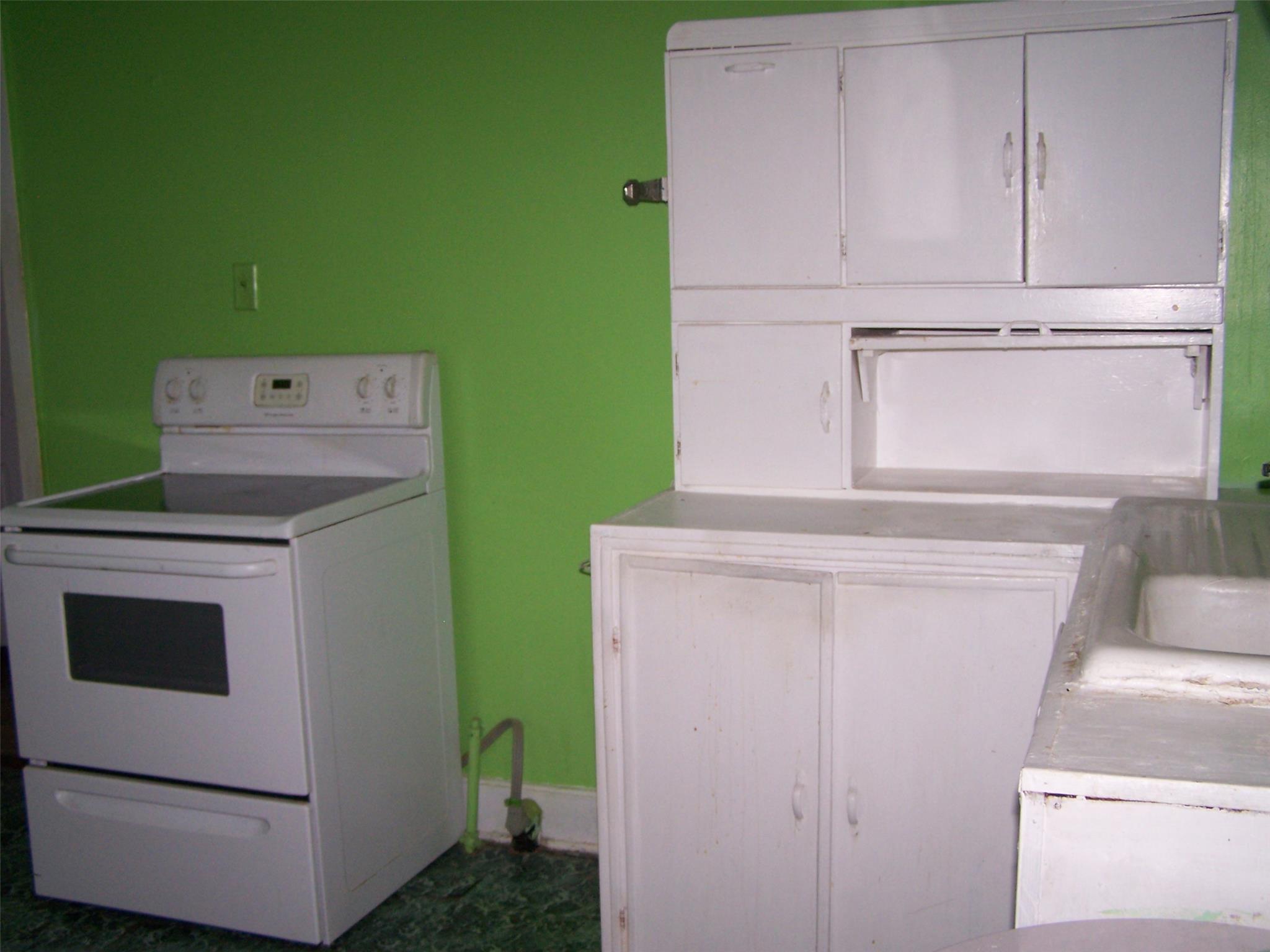 302 Fair St, Lagrange, GA 30241 photo 3