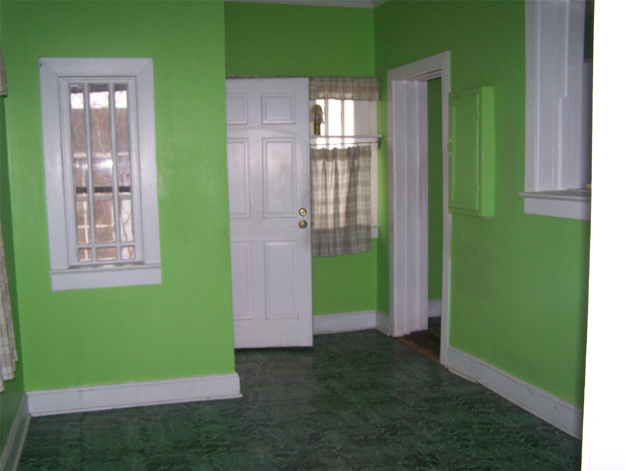 302 Fair St, Lagrange, GA 30241 photo 5