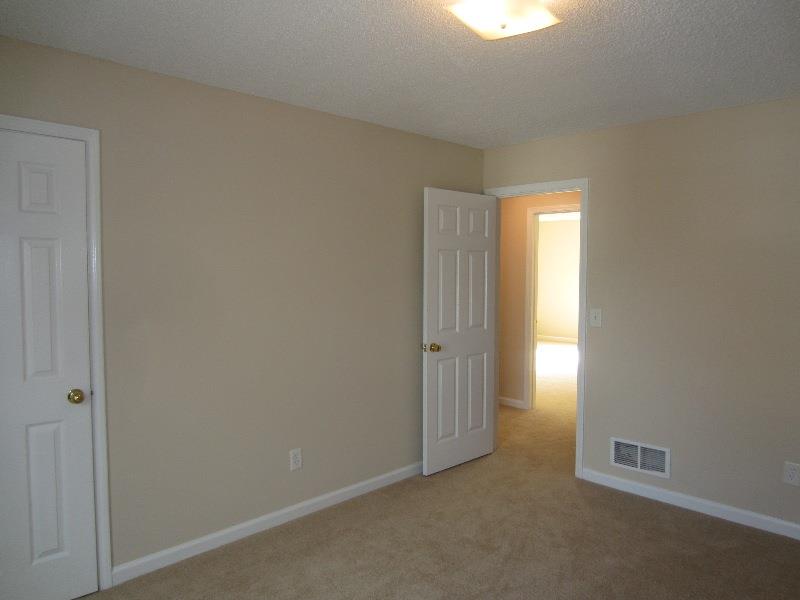 311 Devonshire Dr, Winder, GA 30680 photo 18