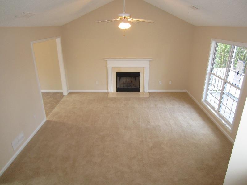 311 Devonshire Dr, Winder, GA 30680 photo 5