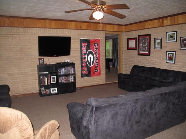 1827 Oak Spring St, Statham, GA 30666 photo 5