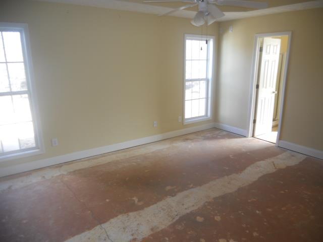 105 Richmond Dr, Lagrange, GA 30240 photo 10