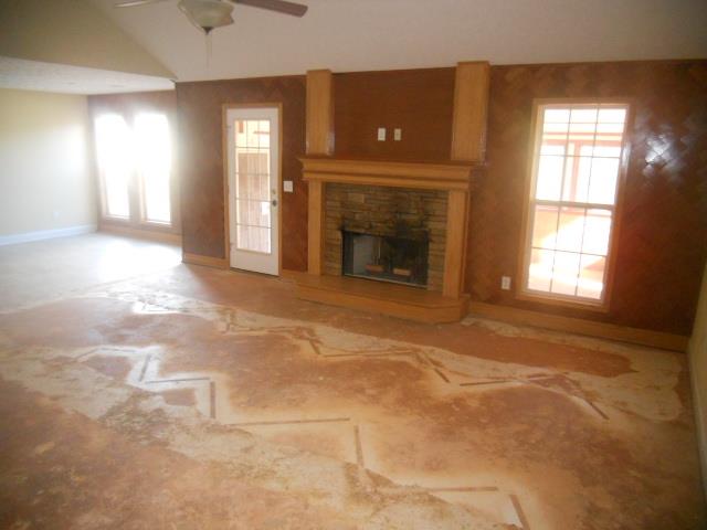 105 Richmond Dr, Lagrange, GA 30240 photo 4