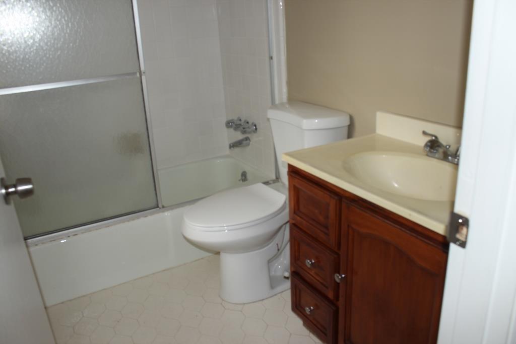 421 Rays Rd, Stone Mountain, GA 30083 photo 8