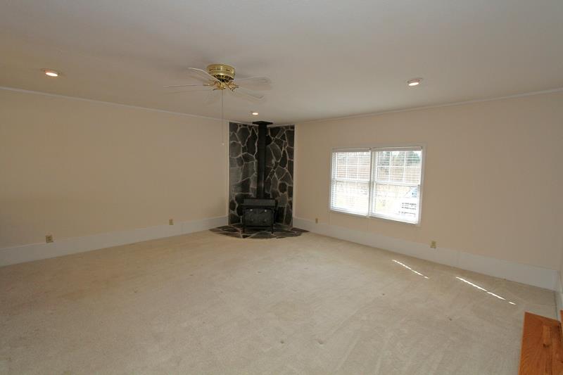 4188 Suzanne Ln, Duluth, GA 30096 photo 5