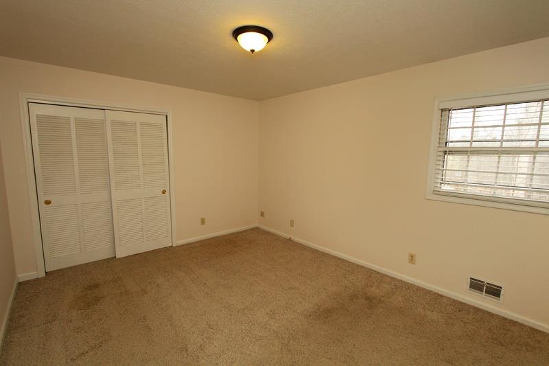 4188 Suzanne Ln, Duluth, GA 30096 photo 21