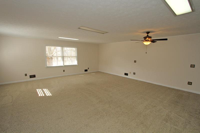 4188 Suzanne Ln, Duluth, GA 30096 photo 13