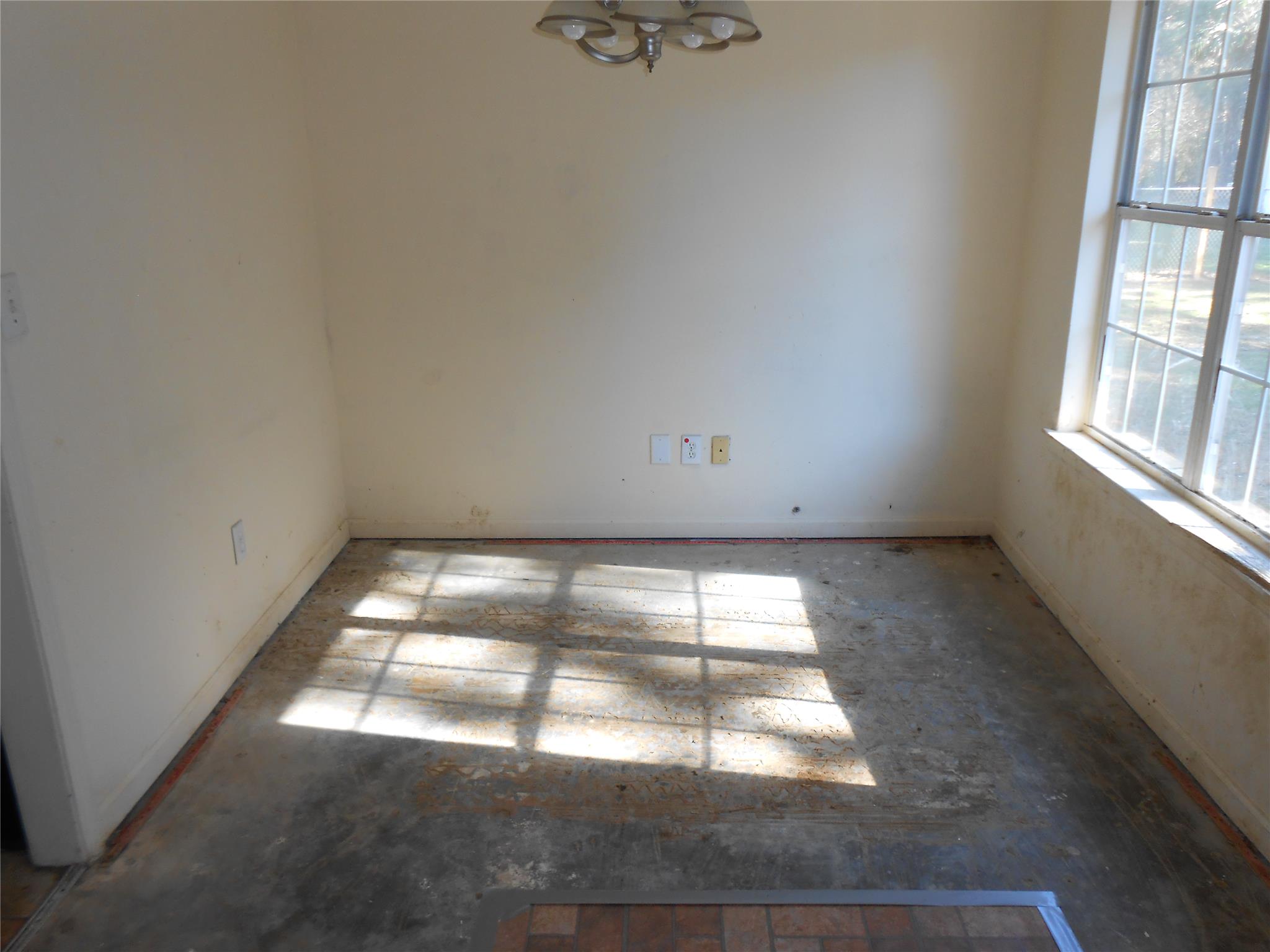 105 June Ct, Hampton, GA 30228 photo 8