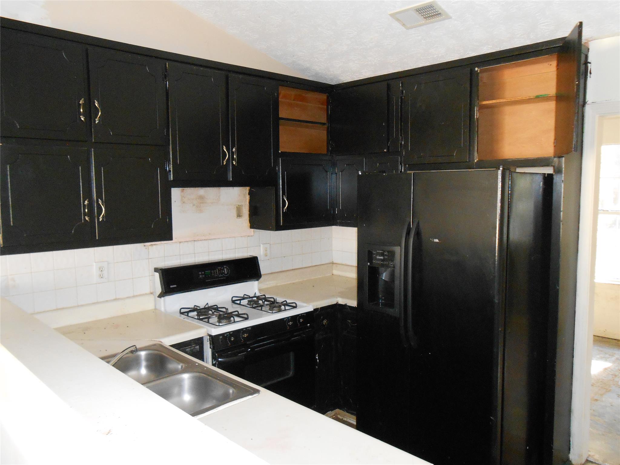 105 June Ct, Hampton, GA 30228 photo 5