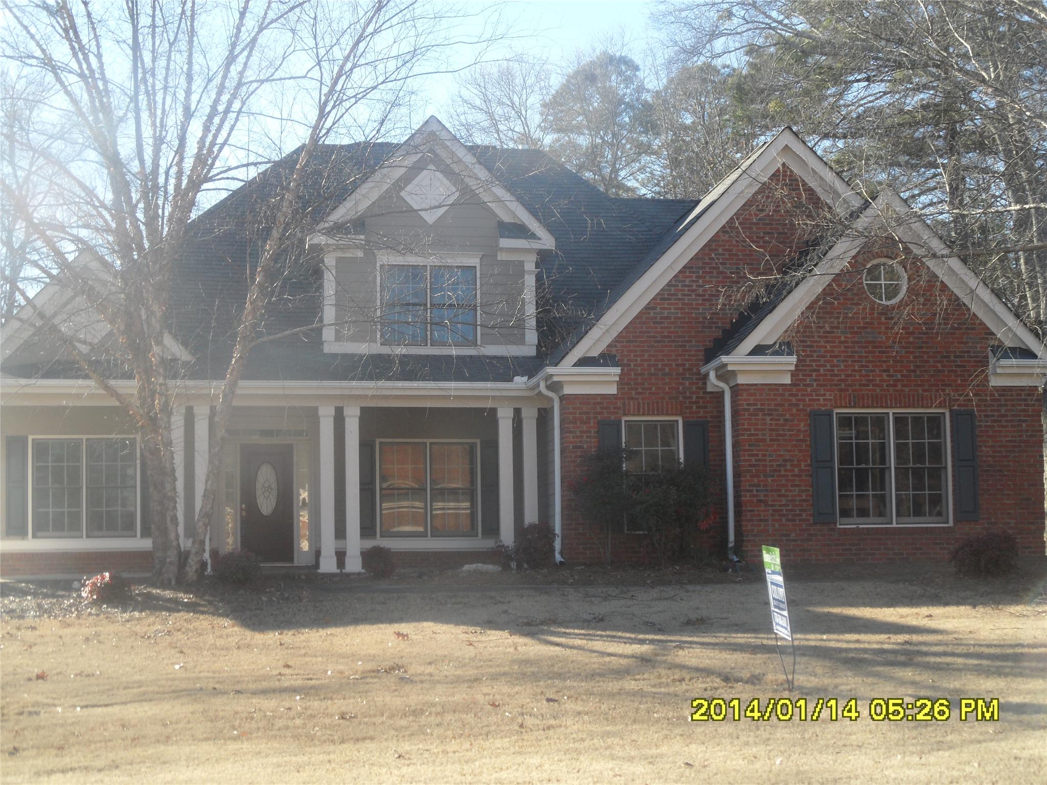 8201 Fairway Dr, Covington, GA 30014 photo 1
