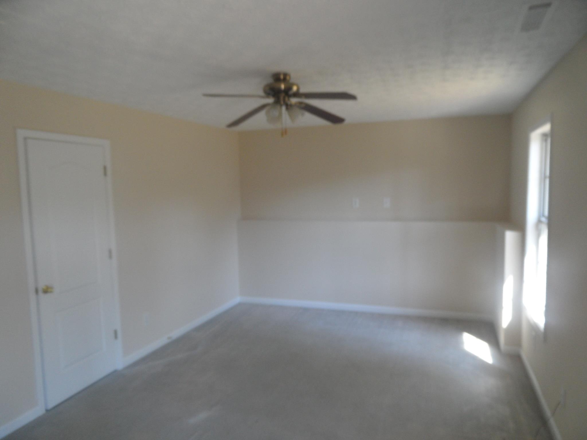 300 Fieldstone Ln, Covington, GA 30016 photo 4