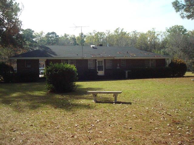 205 New Dr, Claxton, GA 30417 photo 12