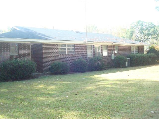 205 New Dr, Claxton, GA 30417 photo 13