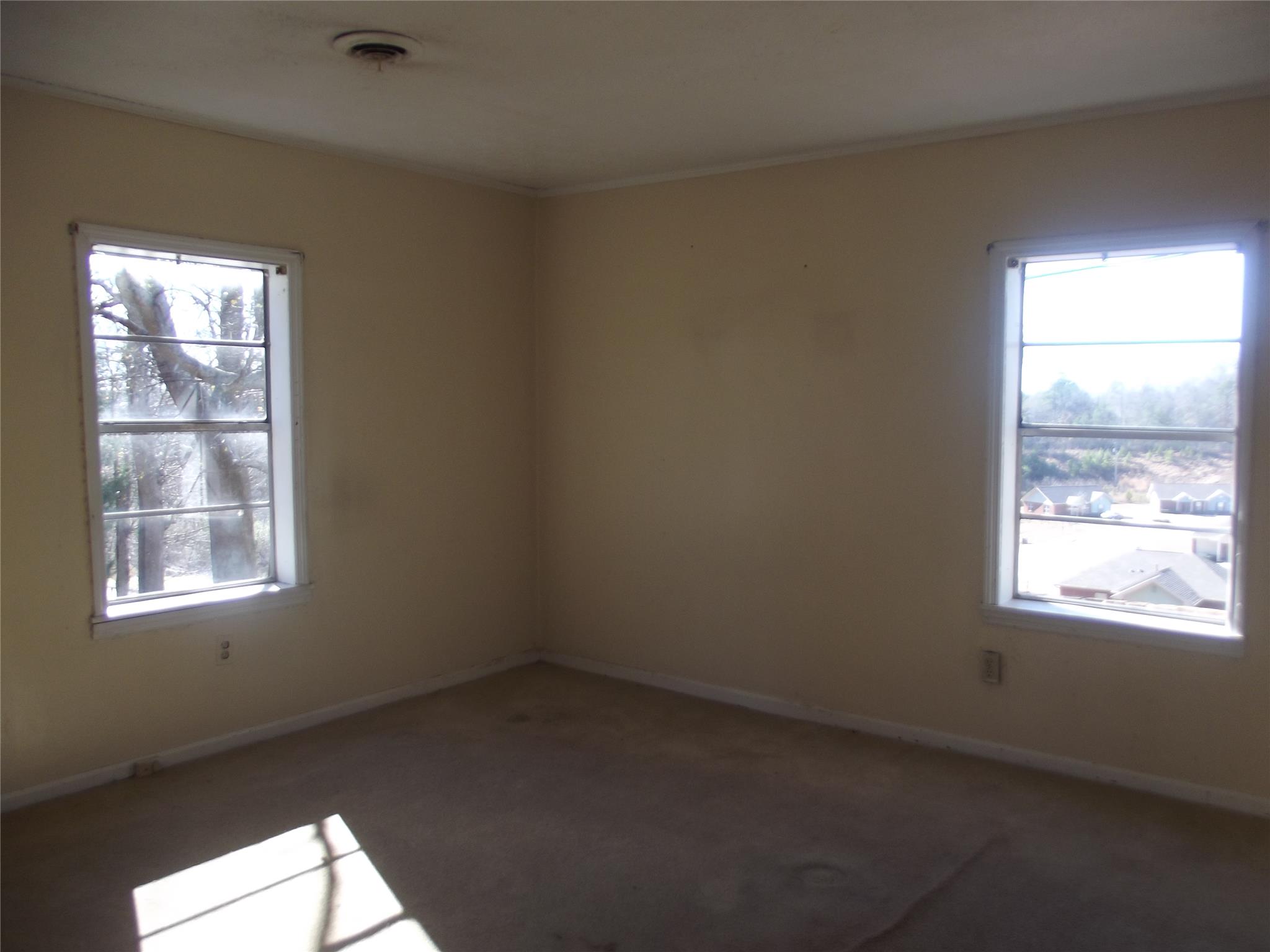 219 Grady St, Lagrange, GA 30240 photo 6