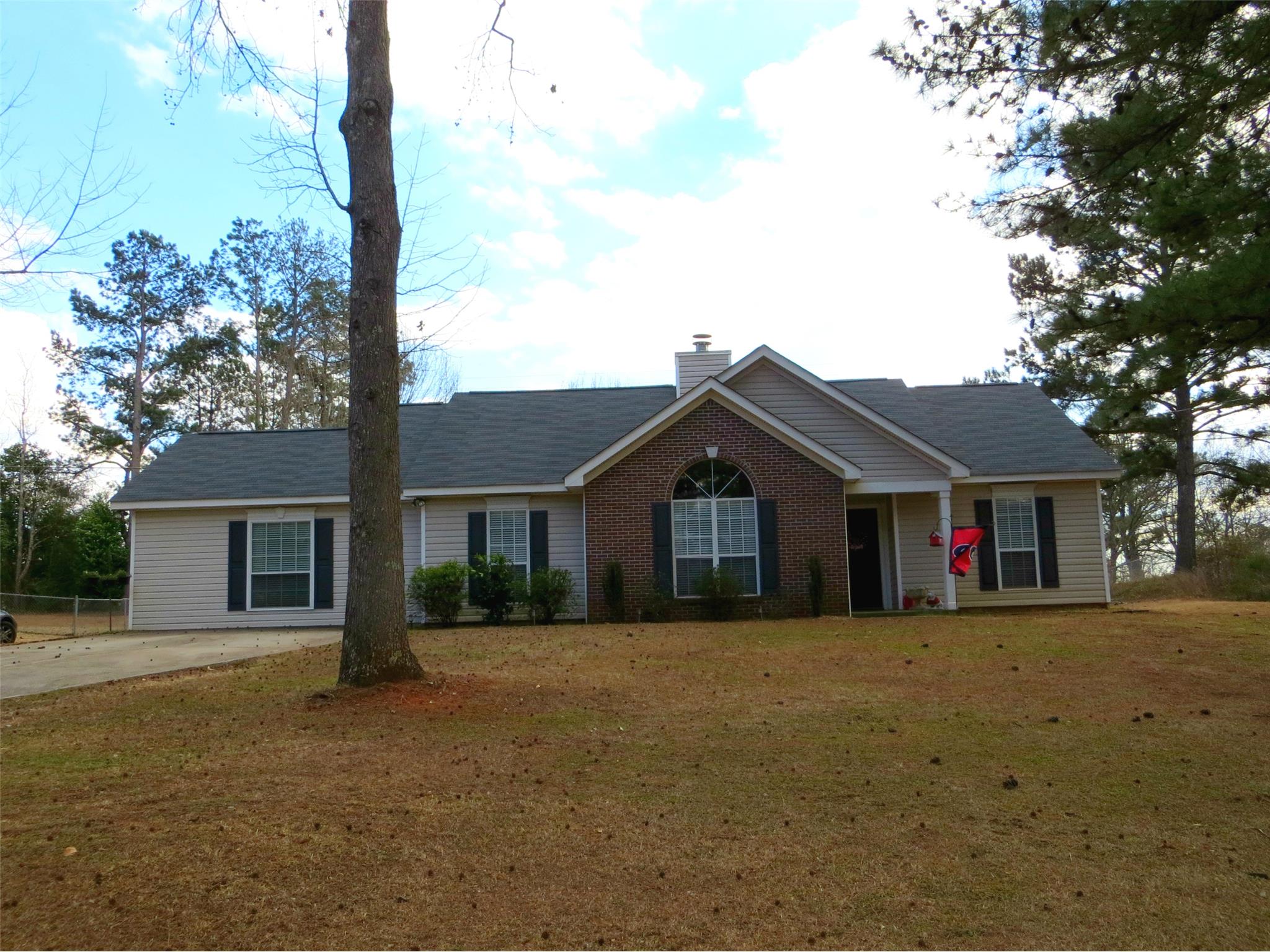 138 Crescent Rd, Thomaston, GA 30286 photo 1