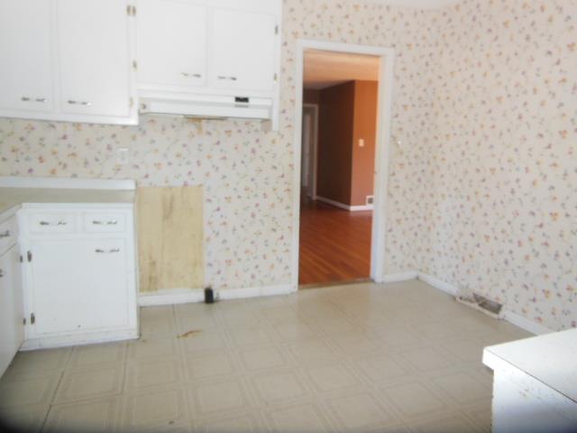 48 Glencrest Dr, Toccoa, GA 30577 photo 5