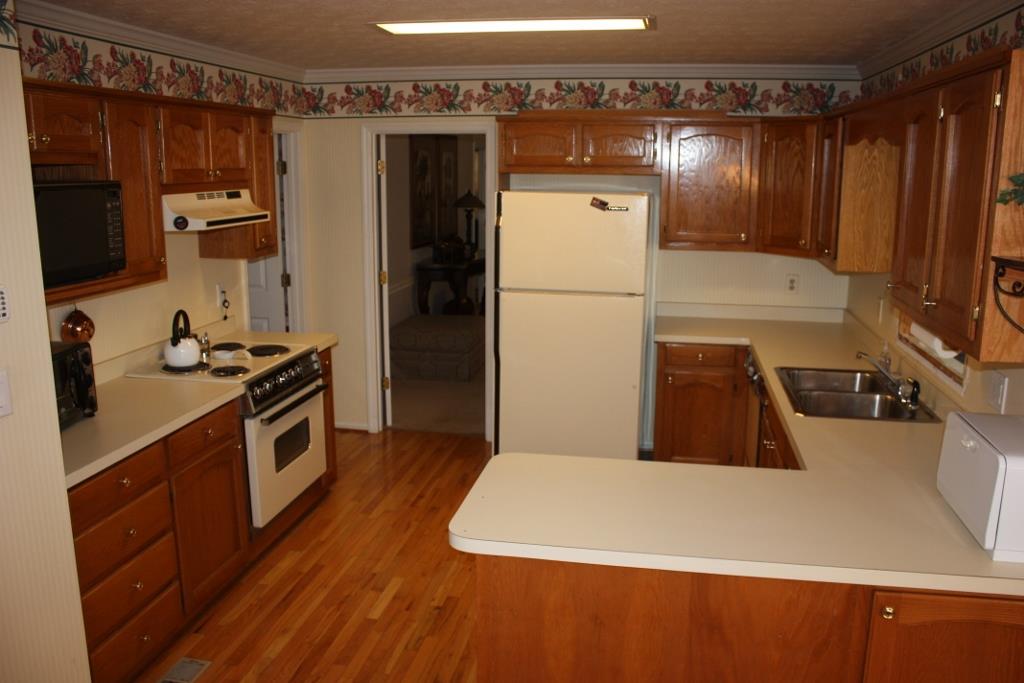 105 Kildare Ct, Lagrange, GA 30240 photo 3