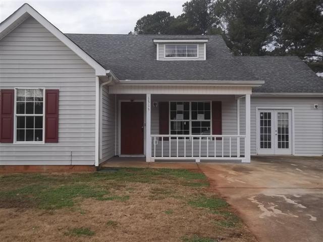 1315 N Hampton Dr, Hampton, GA 30228 photo 1