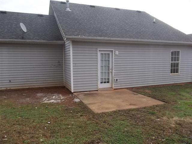 1315 N Hampton Dr, Hampton, GA 30228 photo 2