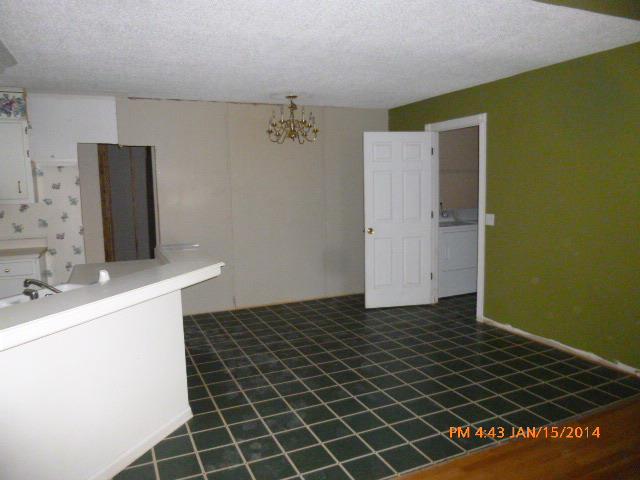 107 Hamilton Dr, Lagrange, GA 30240 photo 6