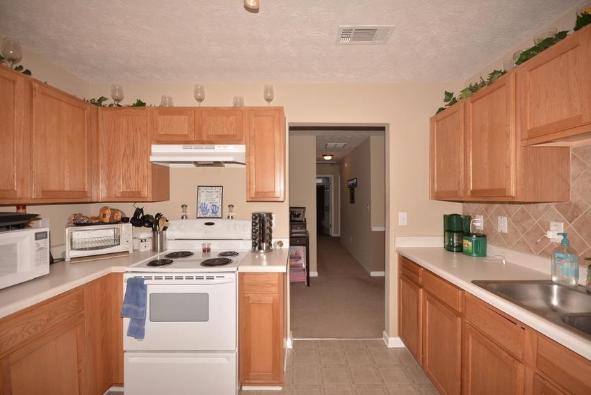 502 Hemlock Dr, Winder, GA 30680 photo 11