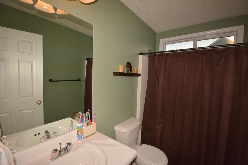 502 Hemlock Dr, Winder, GA 30680 photo 23