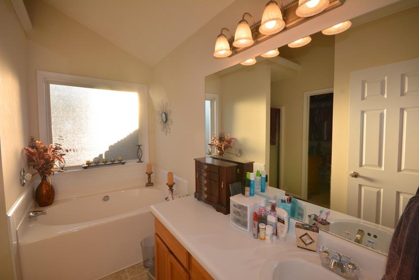 502 Hemlock Dr, Winder, GA 30680 photo 17
