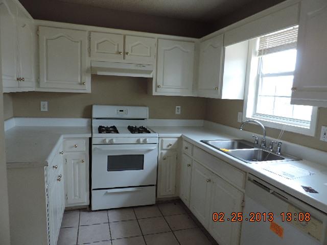 1390 N Hampton Dr, Hampton, GA 30228 photo 8