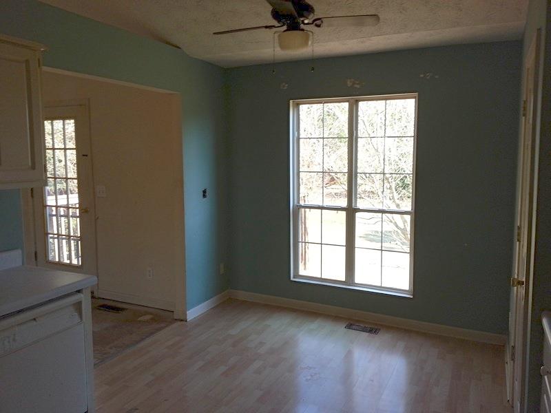 3251 Windgate Dr, Buford, GA 30519 photo 4