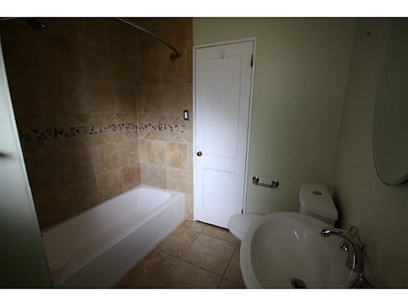 376 Third Ave, Winder, GA 30680 photo 15