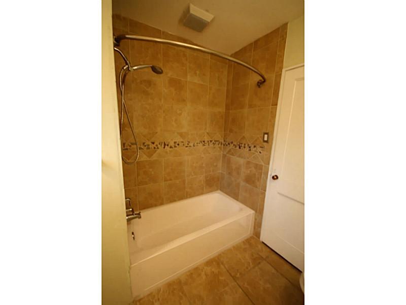 376 Third Ave, Winder, GA 30680 photo 14
