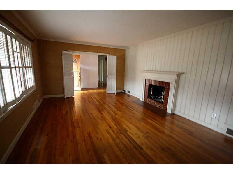 376 Third Ave, Winder, GA 30680 photo 6