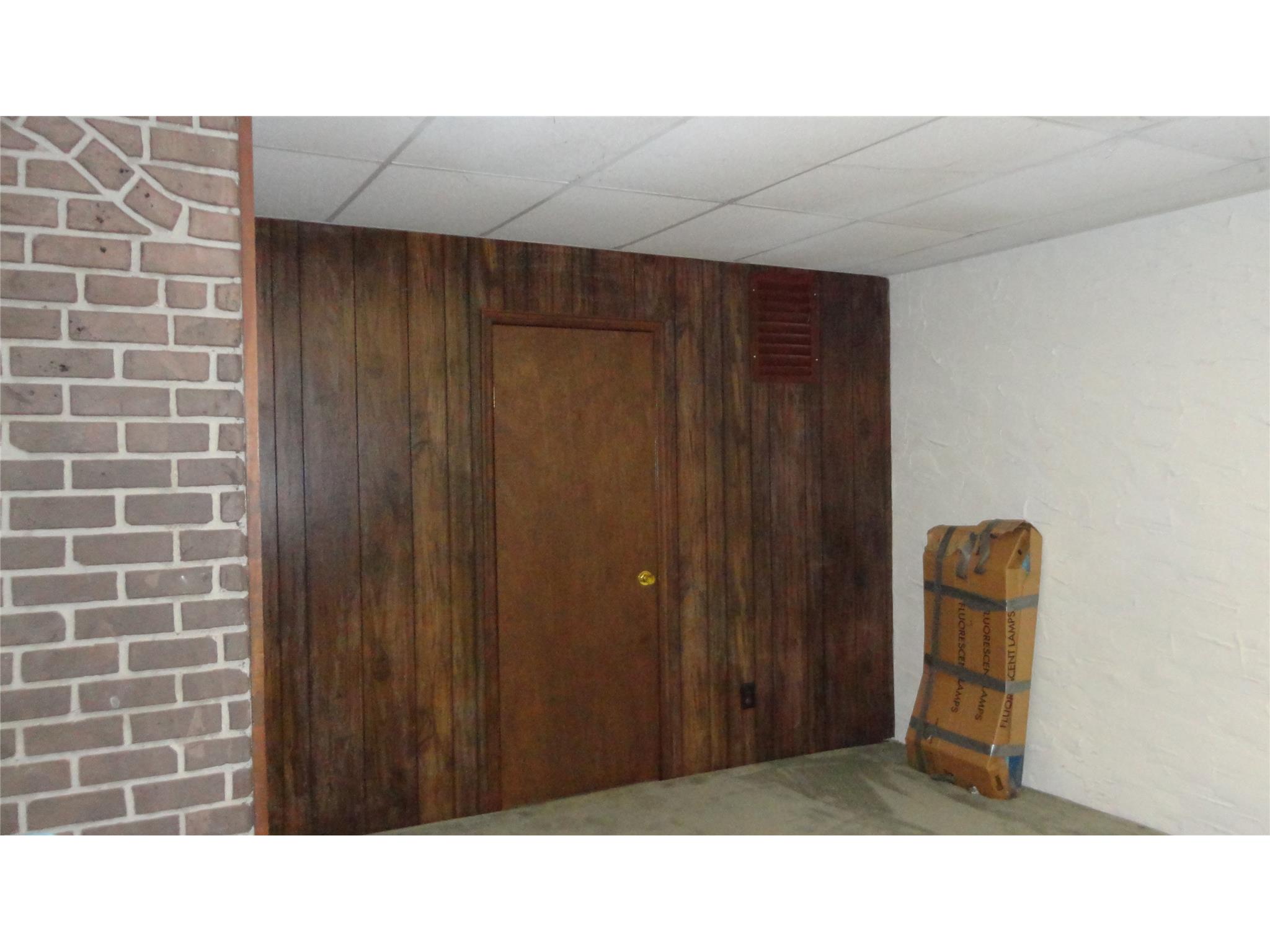 355 Lakeside Rd, Williamson, GA 30292 photo 14