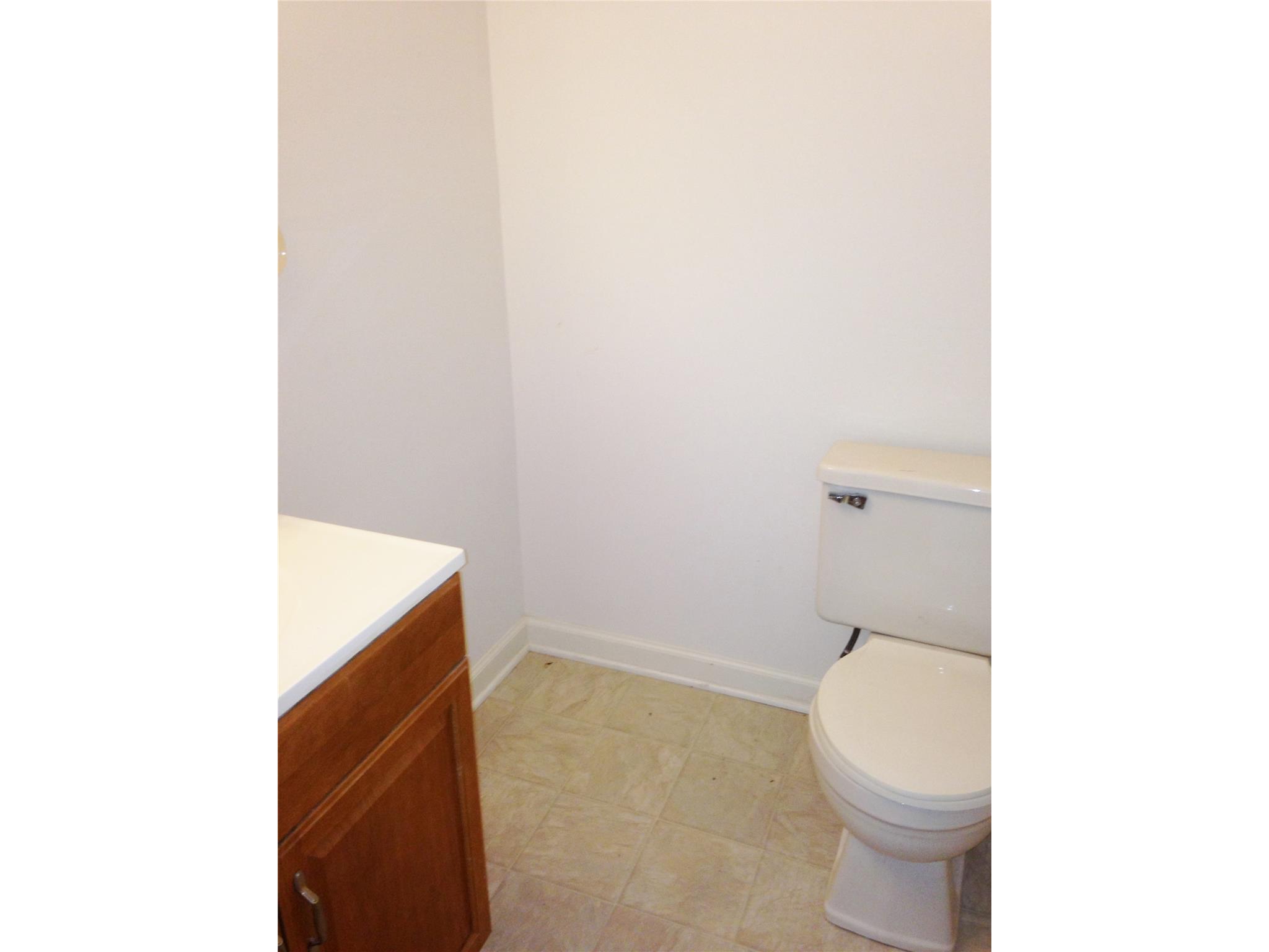 2047 Montgomery Trl, Duluth, GA 30096 photo 9