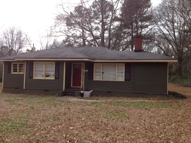 221 Glen Iris Dr, Monroe, GA 30655 photo 1