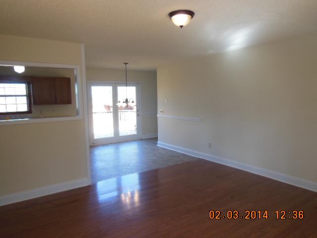2952 Wallace Rd, Gainesville, GA 30507 photo 4