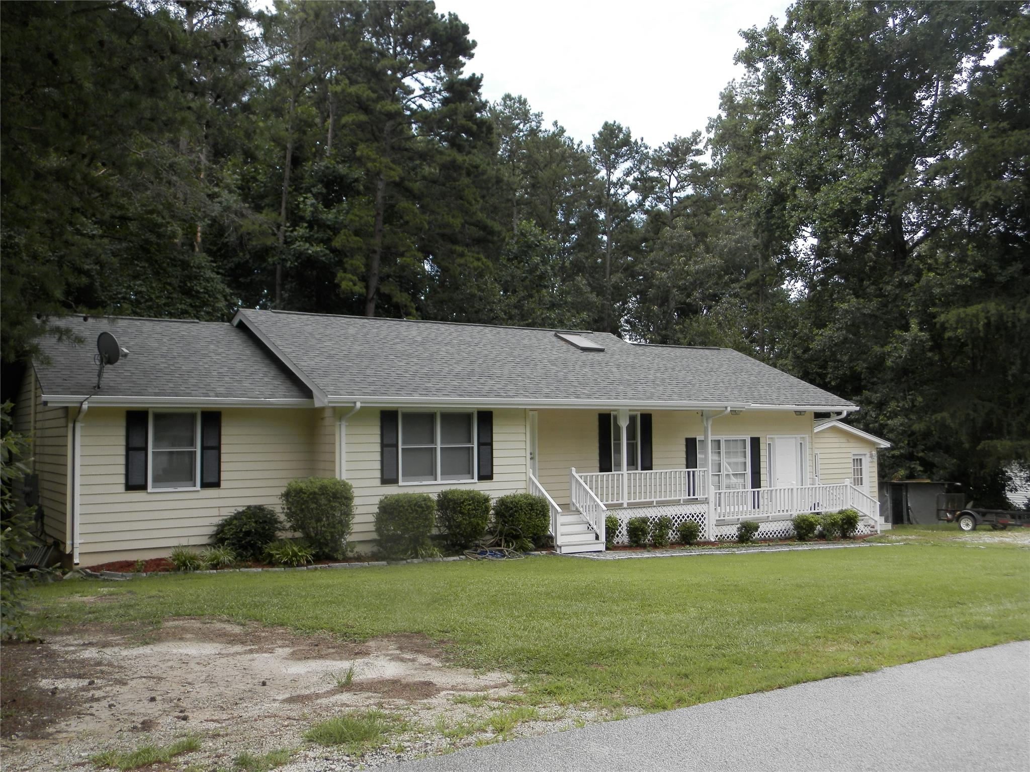 183 Hidden Lakes Dr, Toccoa, GA 30577 photo 3