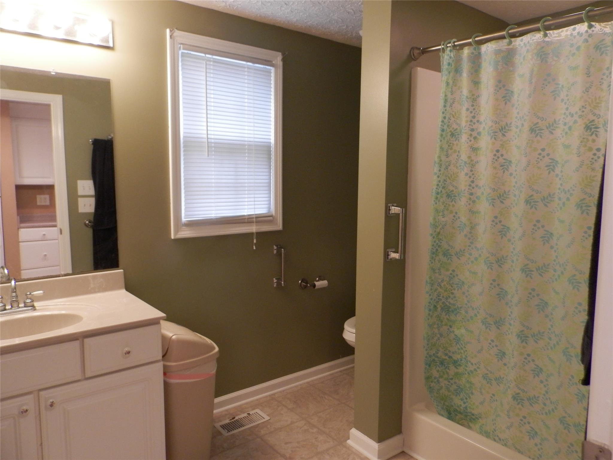183 Hidden Lakes Dr, Toccoa, GA 30577 photo 20