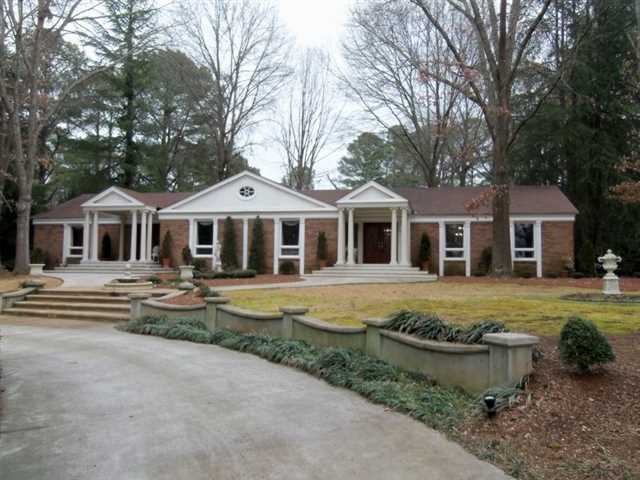 4398 Riverview Dr, Duluth, GA 30097 photo 1