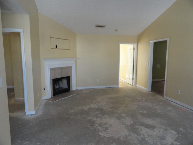 2275 Sugarleaf Trl, Hampton, GA 30228 photo 3
