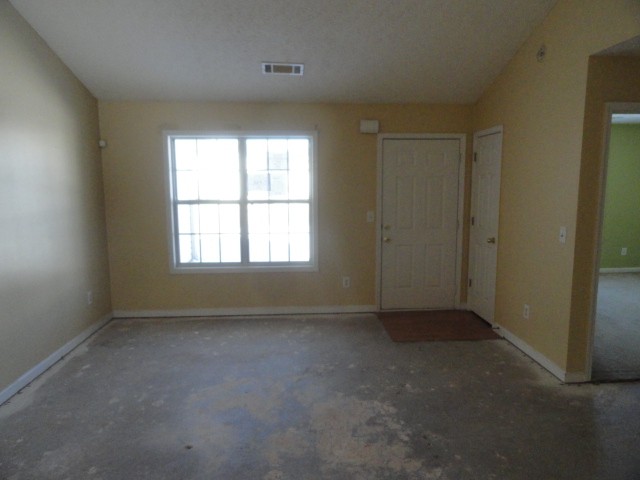 2275 Sugarleaf Trl, Hampton, GA 30228 photo 4