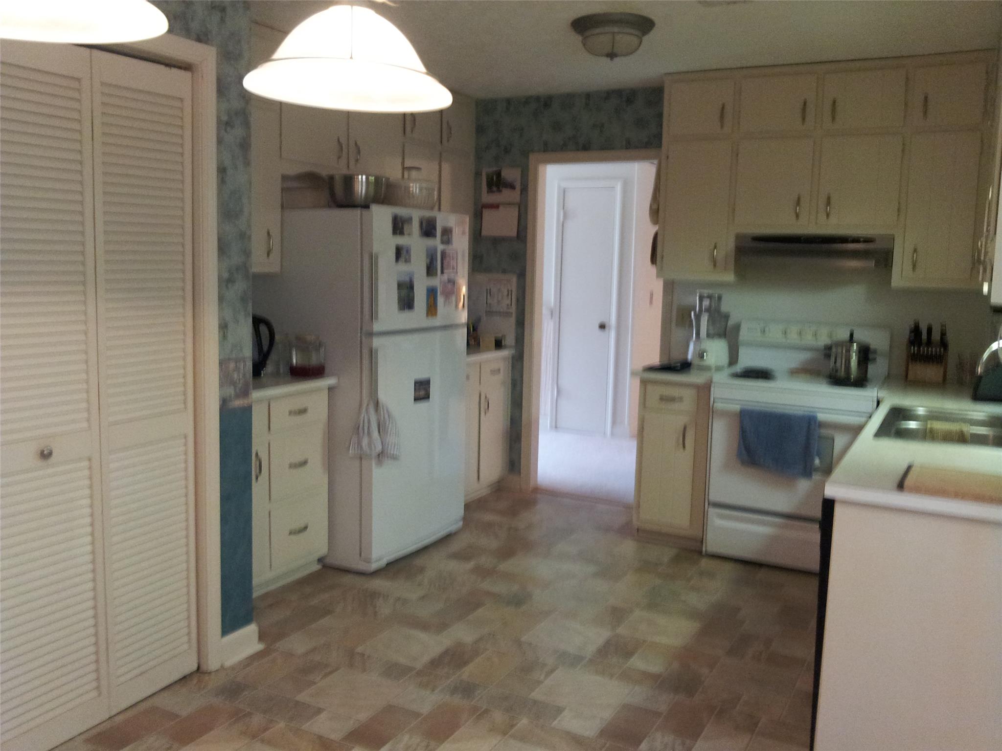 4011 Megan Rd, Duluth, GA 30096 photo 8