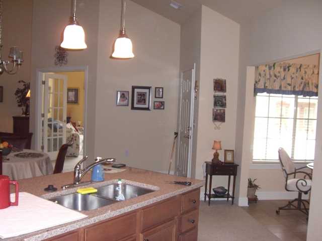 203 Brookhavenrun Cir, Duluth, GA 30097 photo 6