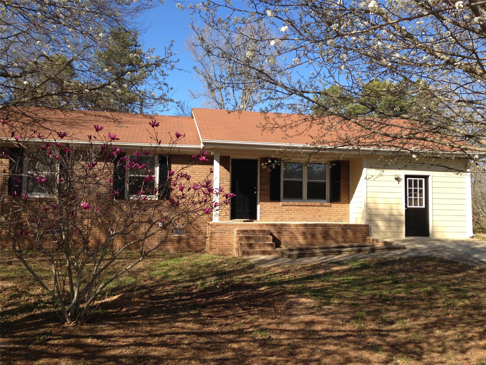 276 Nancy St, Winder, GA 30680 photo 1