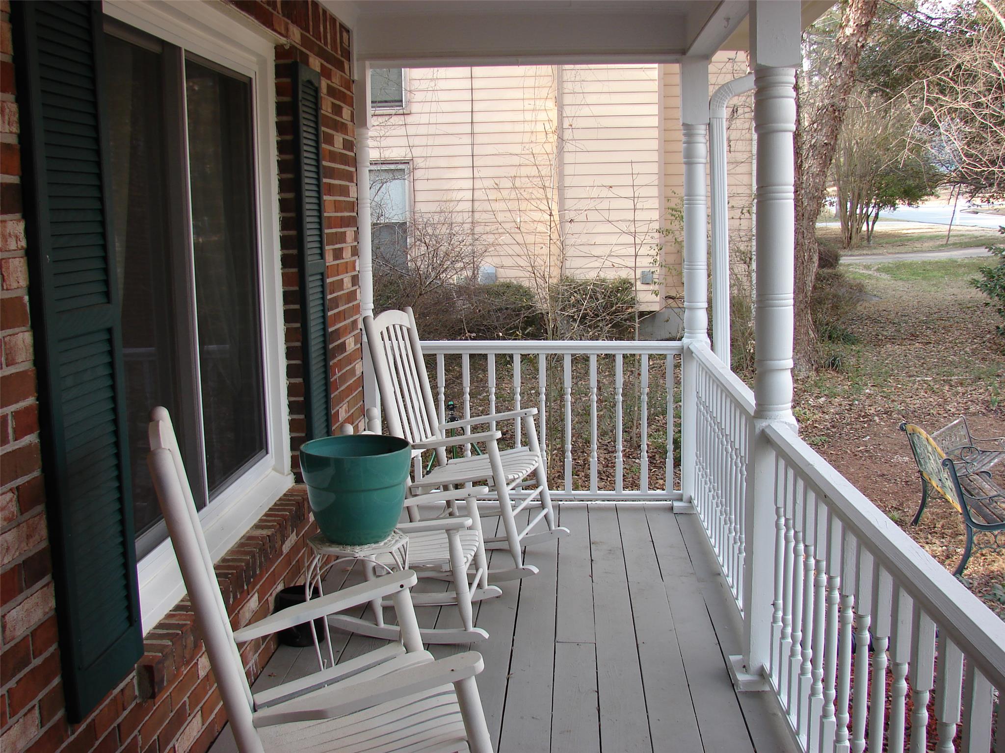 2051 Hutton Dr, Grayson, GA 30017 photo 2