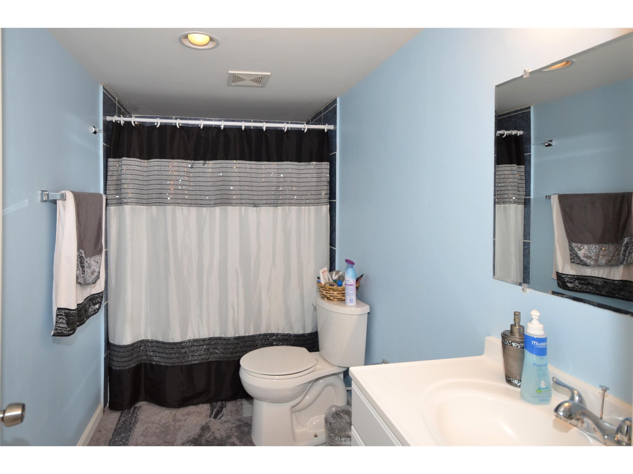 3756 Harts Pl, Chamblee, GA 30341 photo 23