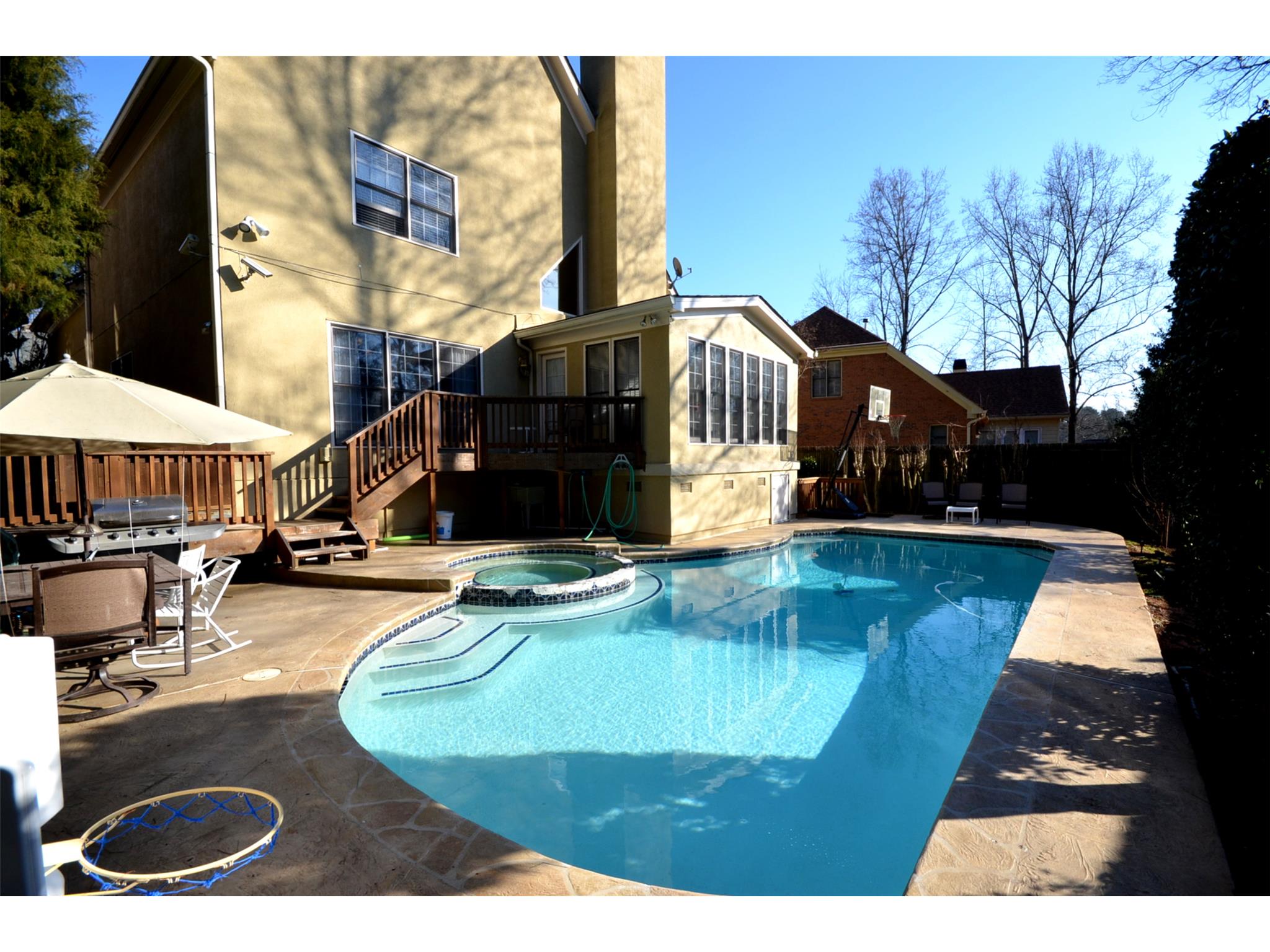 3756 Harts Pl, Chamblee, GA 30341 photo 2